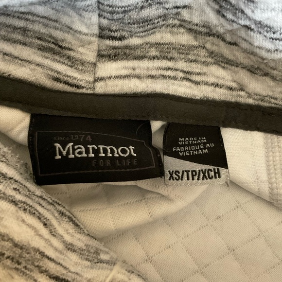 Marmot Annie Quilted Pullover - Picture 3 of 5